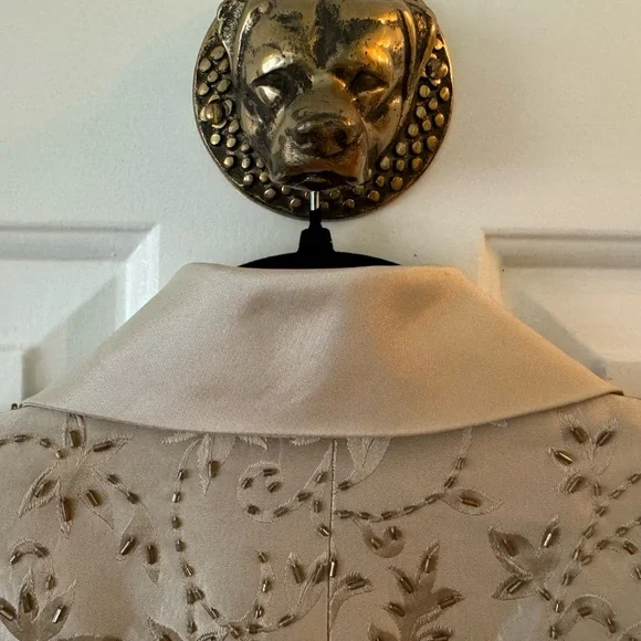 JS Collections 8P Gold Beaded Jacket! Button down , fitted ! High end l… - Picture 3 of 14